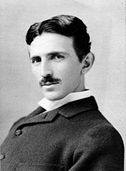 Nikola Tesla. Zdroj: http://cs.wikipedia.org/wiki/Wikimedia_Commons